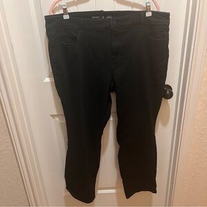 Old Navy Women's Plus Size Mid-Rise Straight Black Jeans - 20 Short
